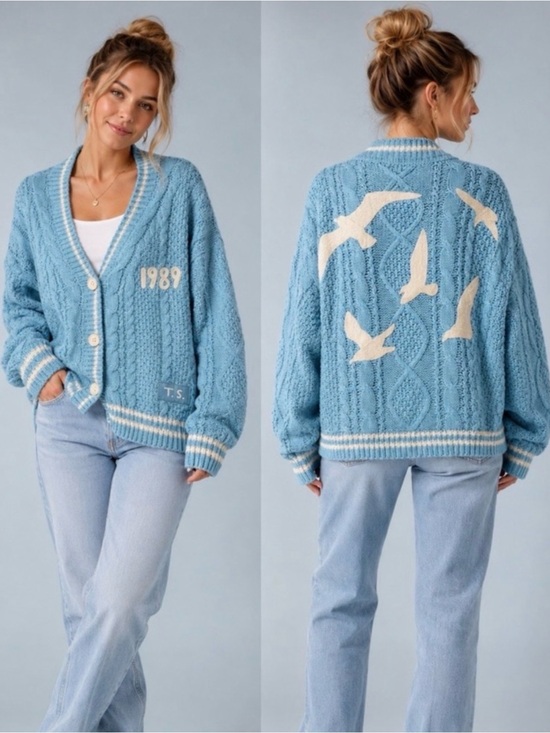 Taylor Swift Sweaters - Taylor Swift 1989 Cardigan Taylor’s Version
M/L
Embroidered Seagulls
Cable Knit